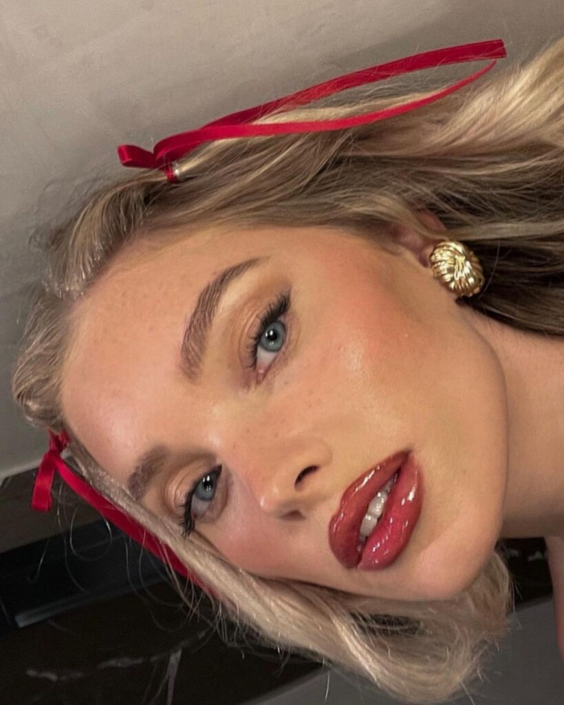 Valentine's Day Makeup Ideas 2024 - Cherry Cola Lips Elsa hosk showing her juicy lips 