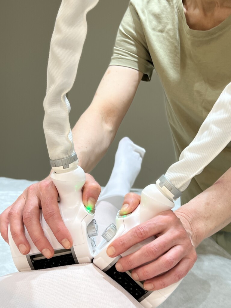 I tried Icoone Laser to get rid of the cellulite and here is what you need to know Oblique Salon kensington 